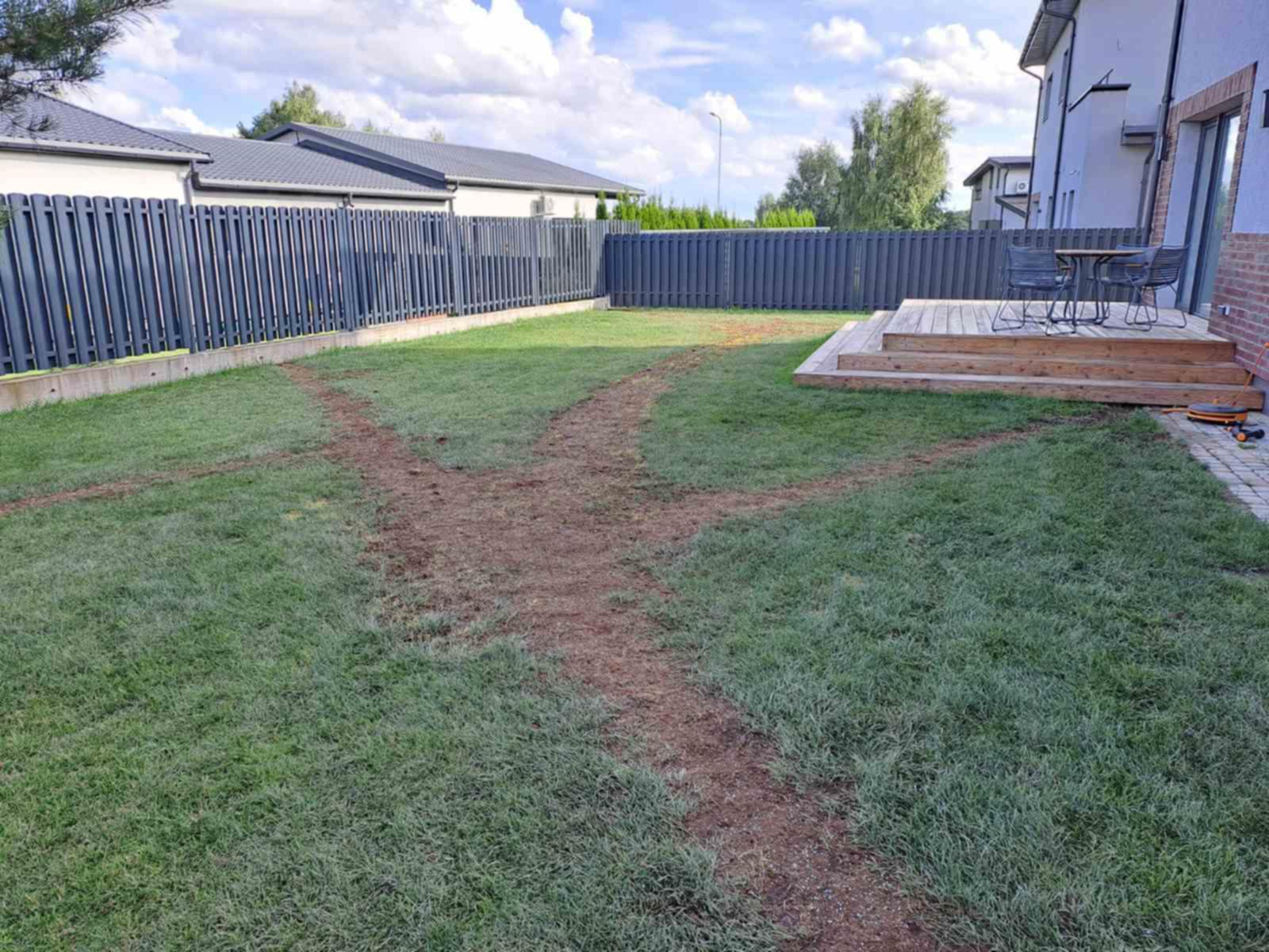 f6850639-5c8f-4d70-b942-1cf2e119a138